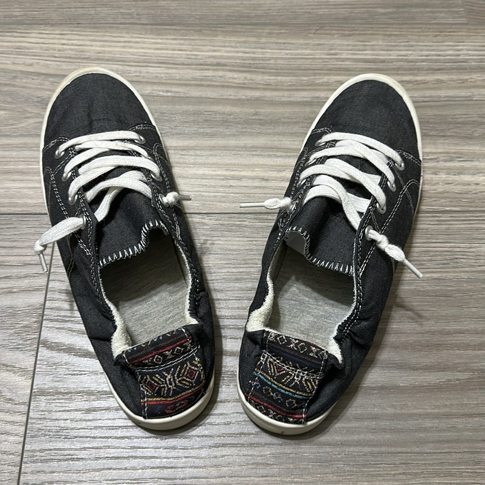Tieless Memory Foam Slip Ons - Distressed Canvas Sneakers - Western Print